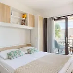 Apartman Enyoj Marjan, Beaches And View *