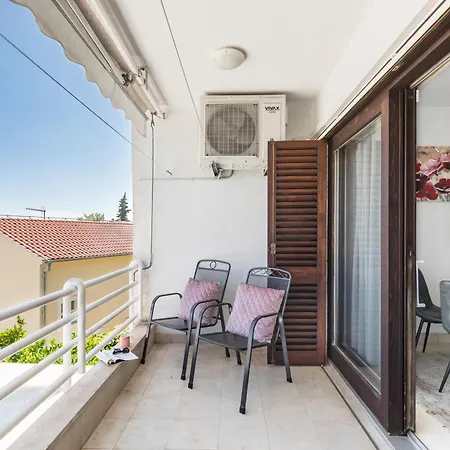 Enyoj Marjan, Beaches And View *